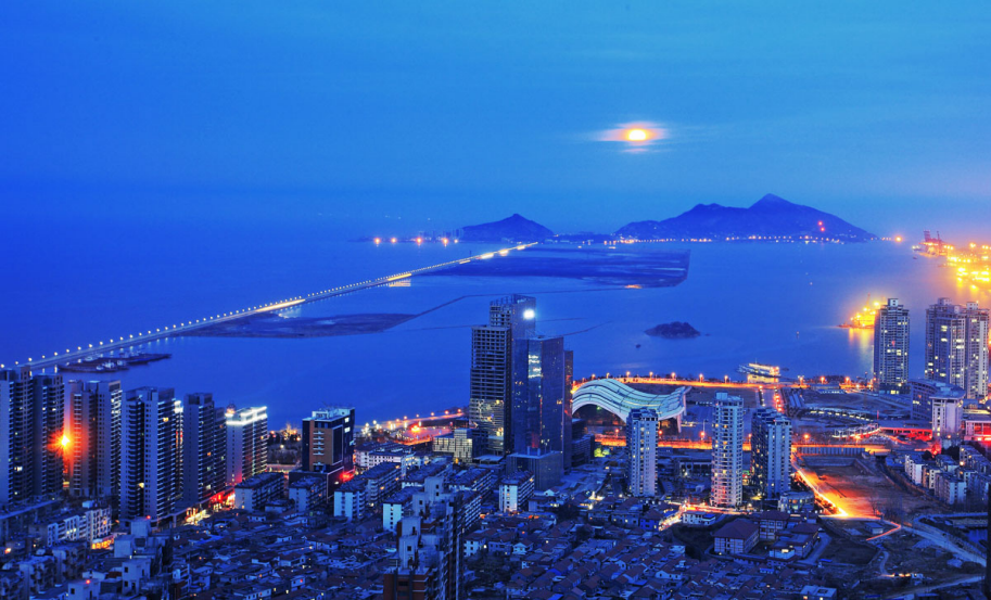 成都車如云為江蘇連云發(fā)展集團(tuán)建設(shè)“智能安全綜合出行平臺(tái)” 成都車如云為江蘇連云發(fā)展集團(tuán)建設(shè)“智能安全綜合出行平臺(tái)”